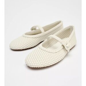 Zara Chic White Woven Flats